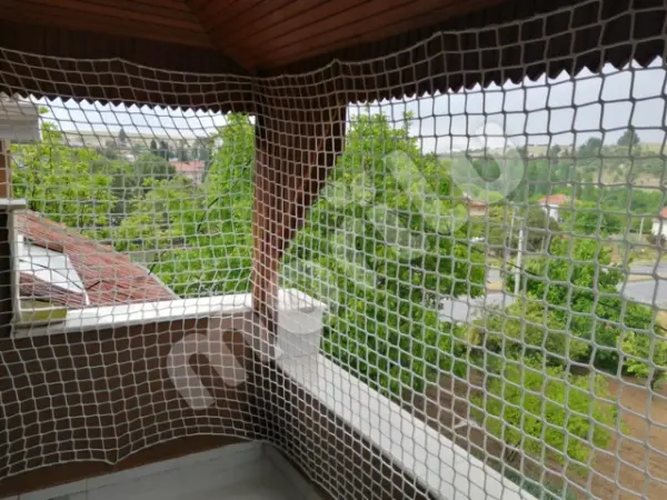 Balkon Güvenlik Filesi - 5 cm Gözenekli - Kare Desen - Beyaz - Görsel 6