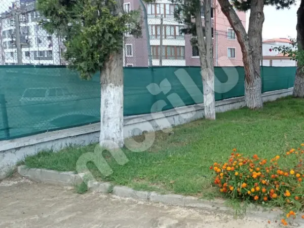 Kümes ve Bahçe Çevirme Çit Örtüsü - 95lik - 120 gram/m2 - Yeşil - Görsel 5