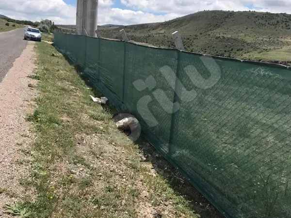 Bahçe Çit Filesi - 95lik Görüntü Engelleme - 120 gram/m2 - Yeşil - Görsel 2