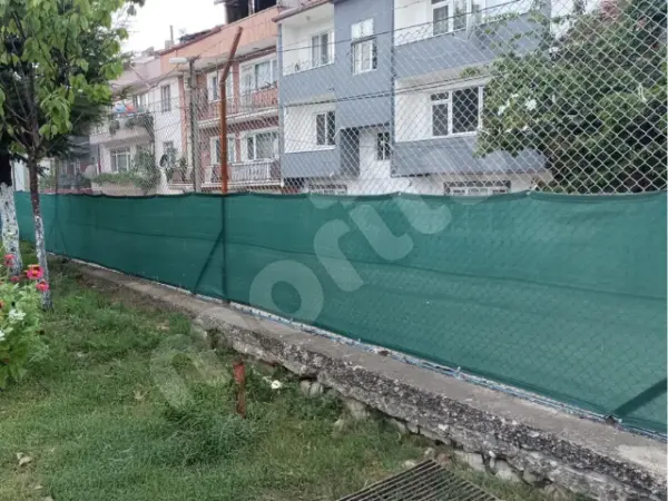 Kümes ve Bahçe Çevirme Çit Örtüsü - 95lik 140 gram/m2 - Yeşil - Görsel 5