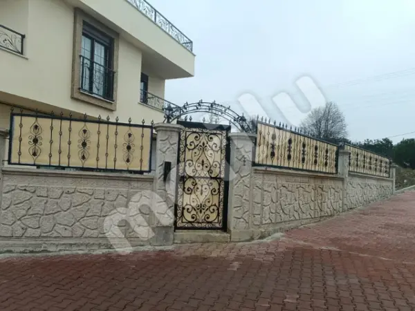 Bahçe Çit Filesi - 95lik Görüntü Engelleme - 140 gram/m2 - Krem - Görsel 8